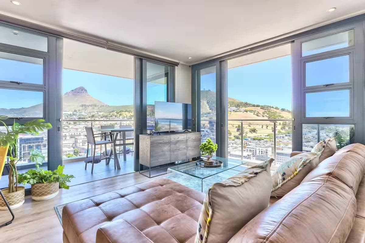 Best House in Town with dual